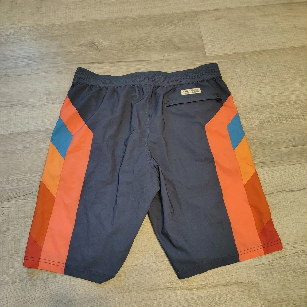 Fair Harbor Mens Board Shorts Navy Orange Chevron Swim Trunks Liner Size Medium